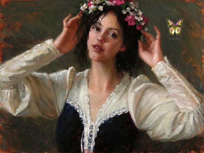 Девушка с венком на голове