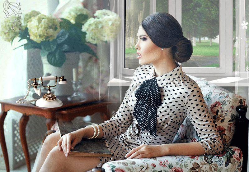 У летнего окна